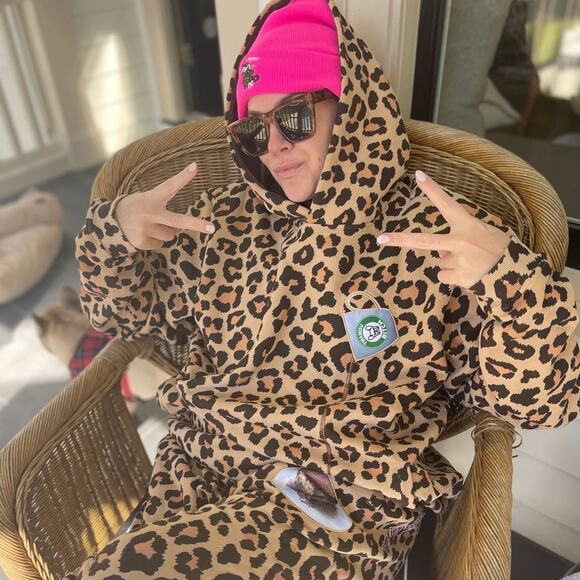 Miss Eatwell Tiramisuit Hoodie Leopard Heather McMahan Collab Size S/M - Picture 3 of 14